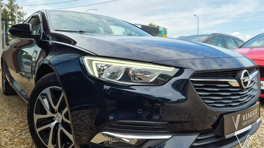 OPEL Insignia -