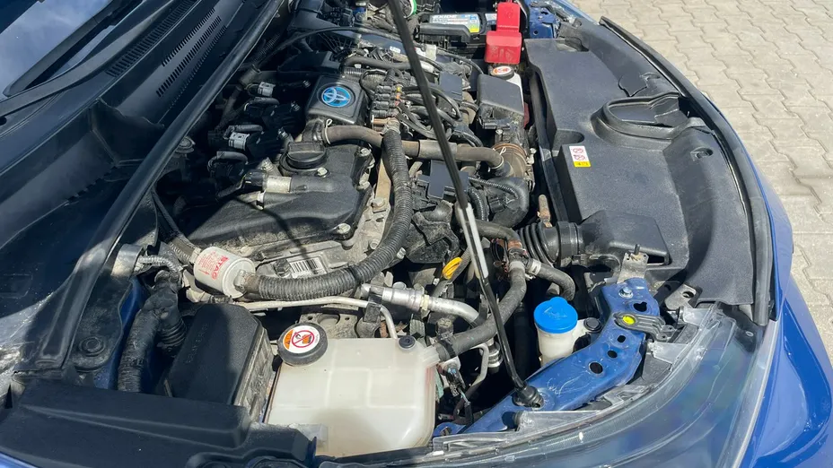 TOYOTA Corolla -