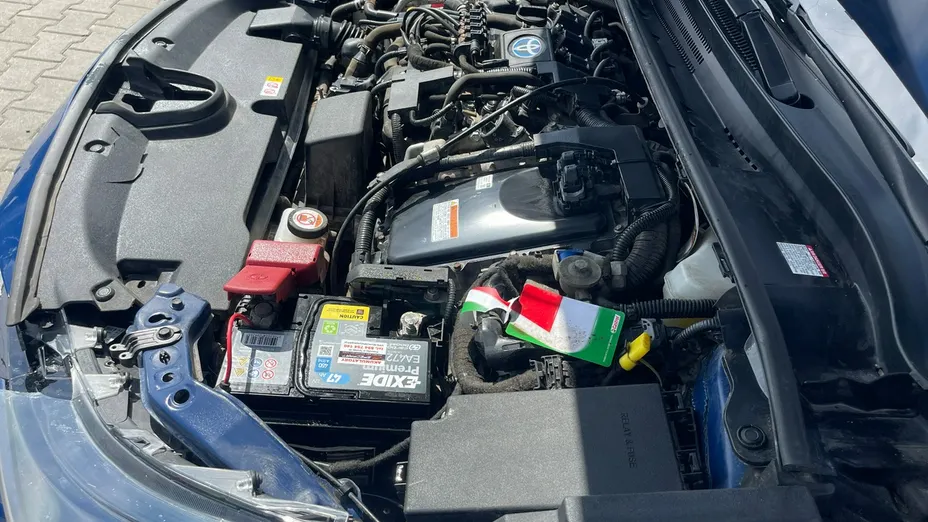 TOYOTA Corolla -