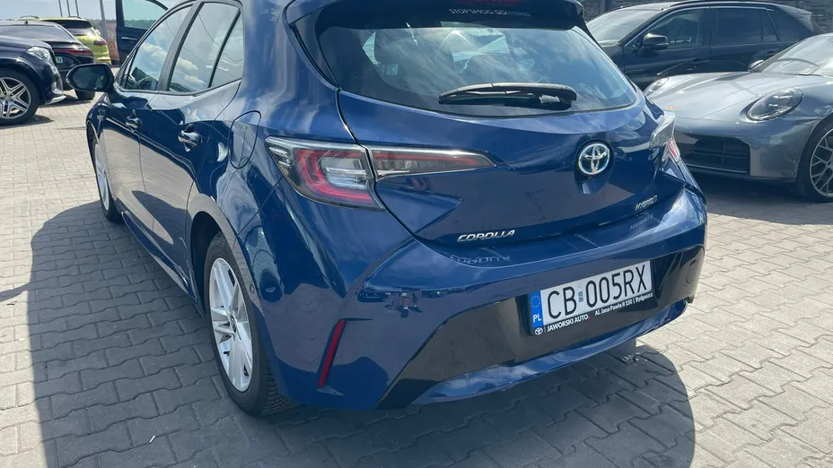 TOYOTA Corolla -
