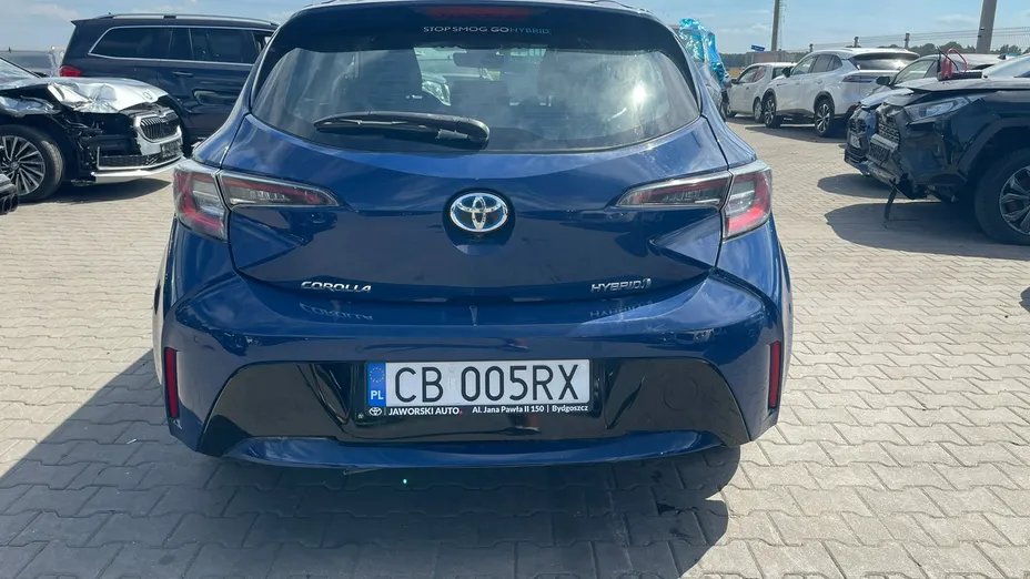 TOYOTA Corolla -