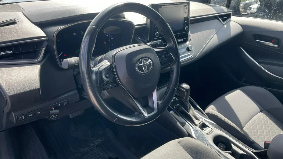 TOYOTA Corolla -