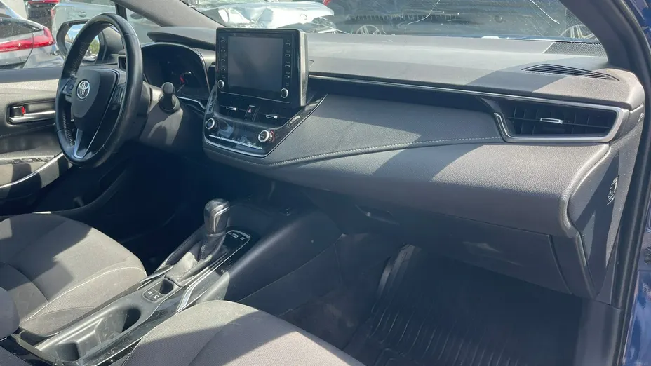 TOYOTA Corolla -
