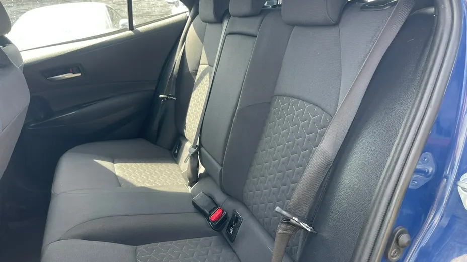 TOYOTA Corolla -