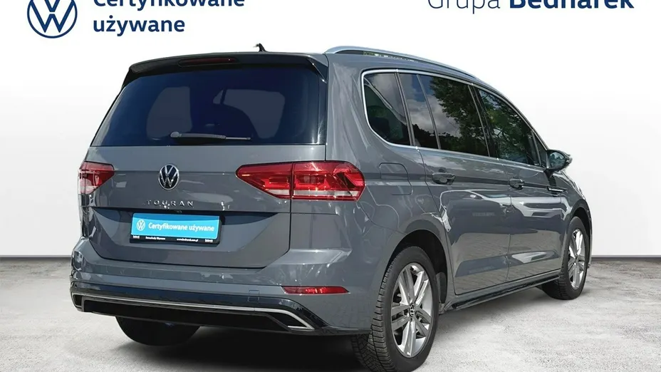 VOLKSWAGEN Touran -