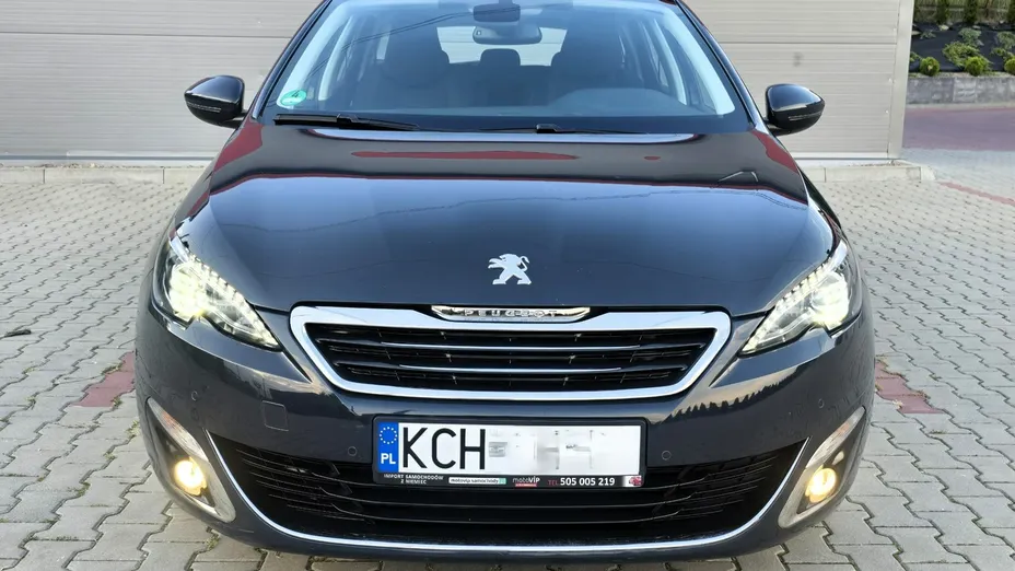 PEUGEOT 308 -