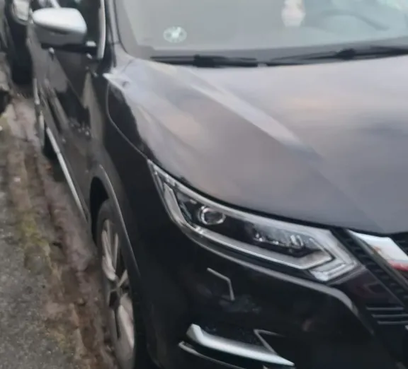 NISSAN Qashqai -