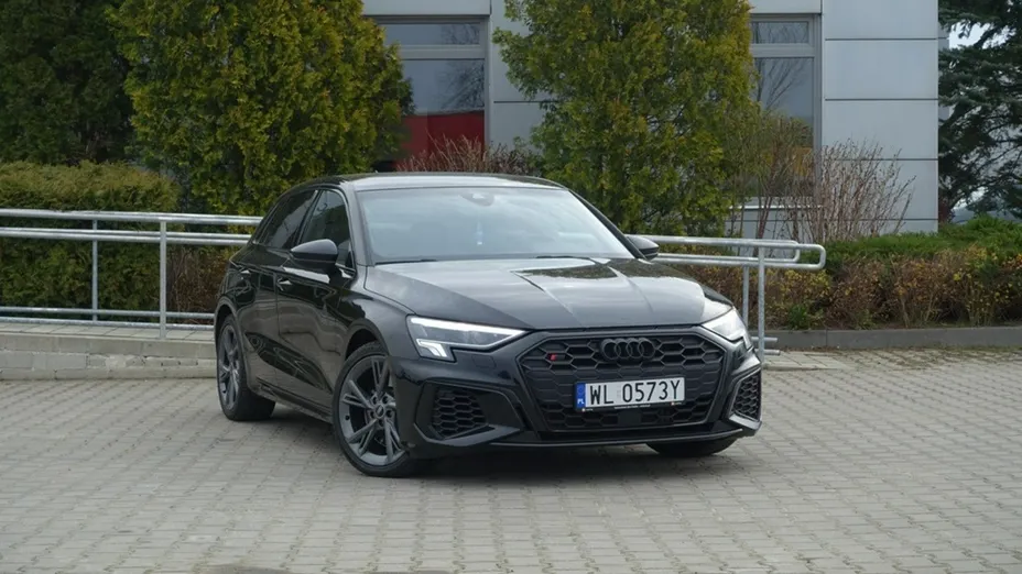 AUDI S3 Sportback -