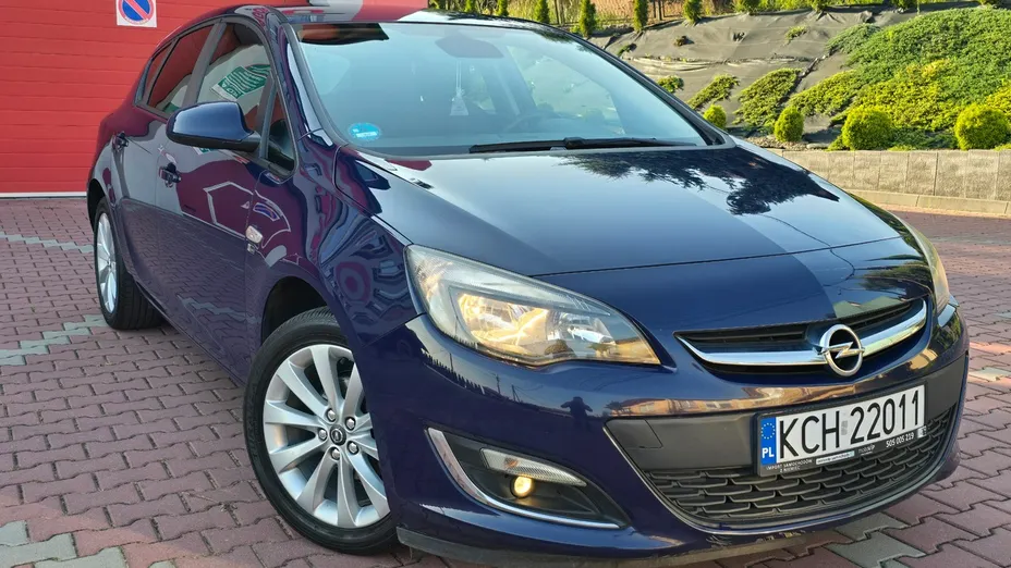 OPEL Astra -