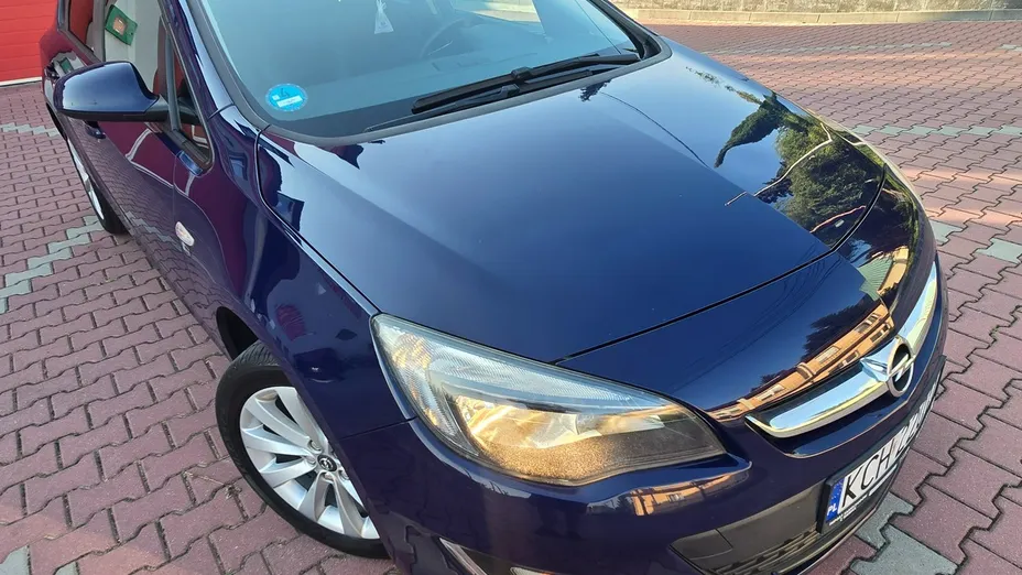 OPEL Astra -