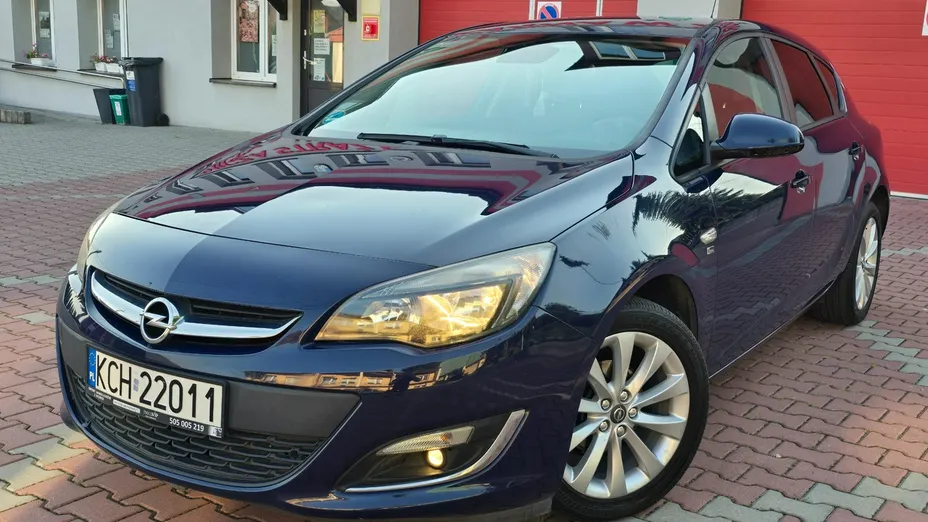 OPEL Astra -