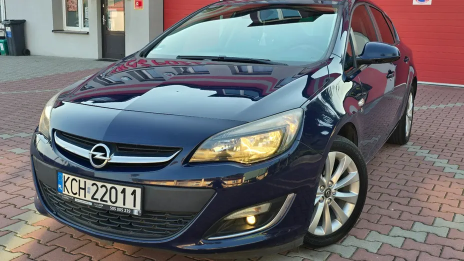 OPEL Astra -