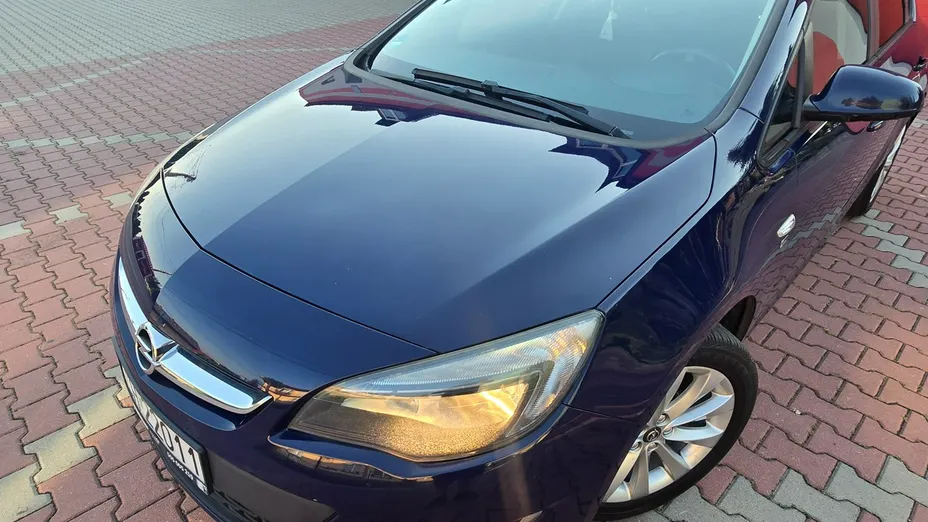 OPEL Astra -
