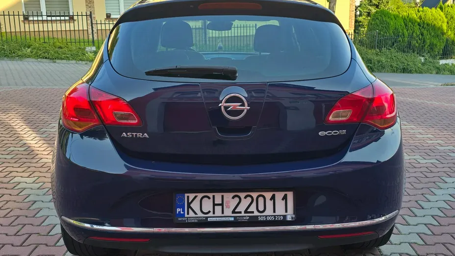 OPEL Astra -