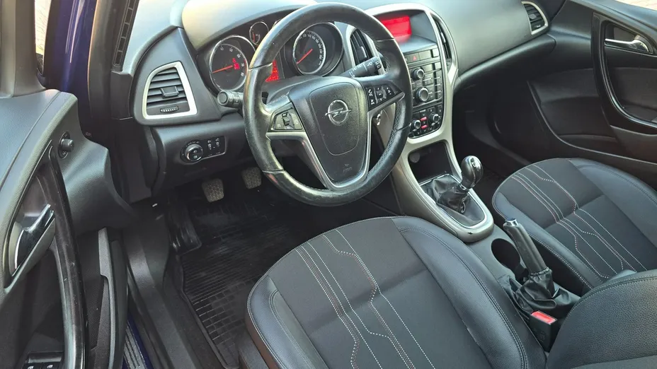 OPEL Astra -