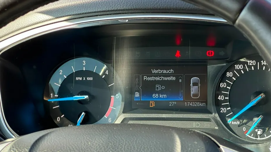 FORD Mondeo -