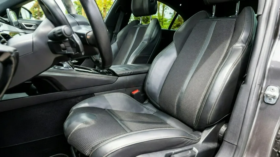 PEUGEOT 508 -