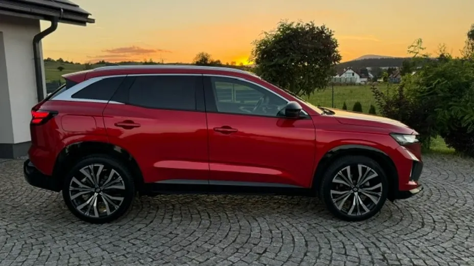 RENAULT Austral -