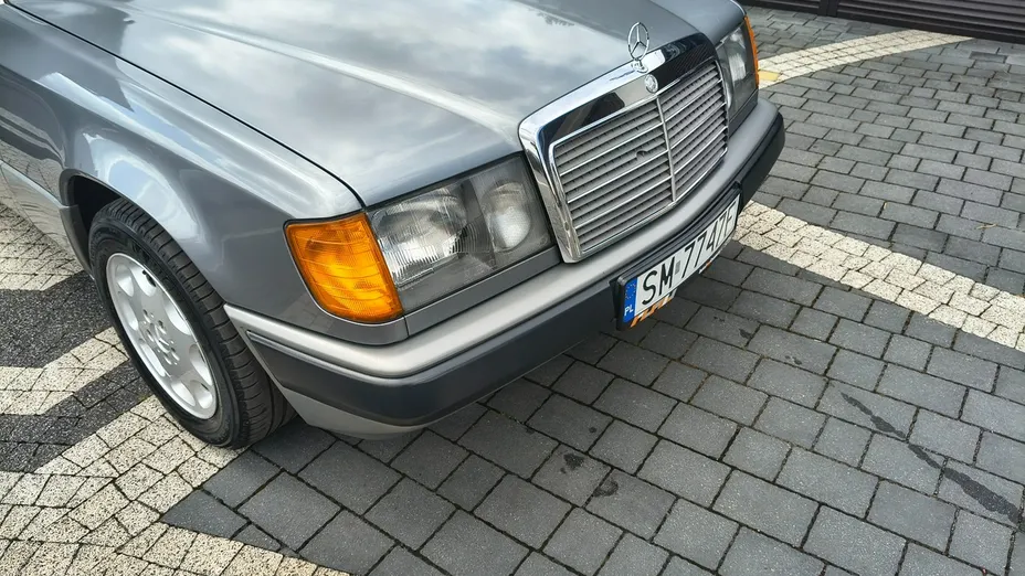 MERCEDES-BENZ 124 -