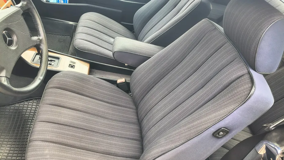 MERCEDES-BENZ 124 -