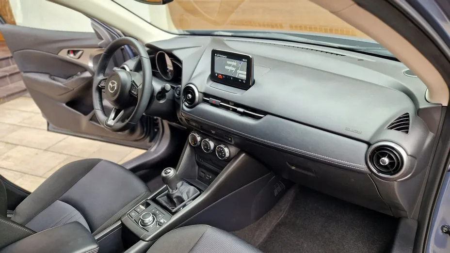 MAZDA CX-3 -