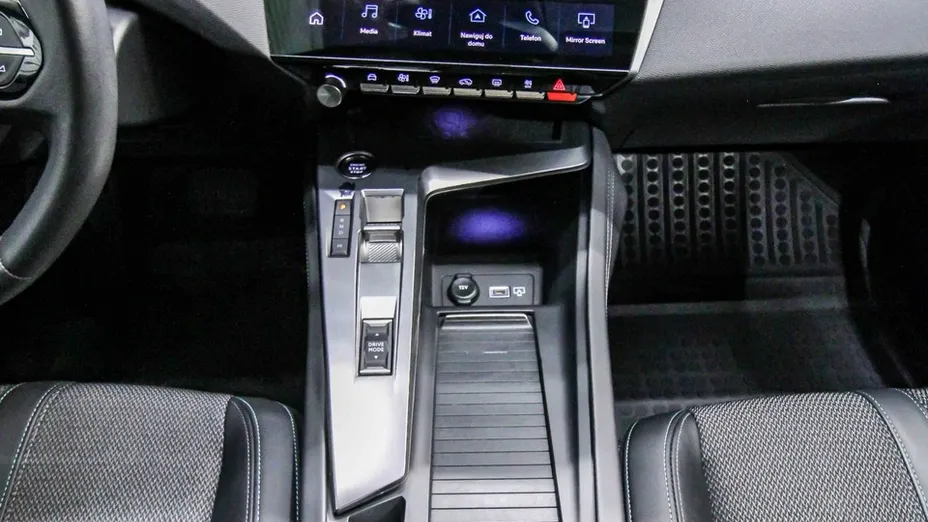 PEUGEOT 308 -