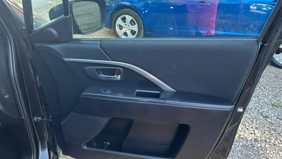 MAZDA 5 -