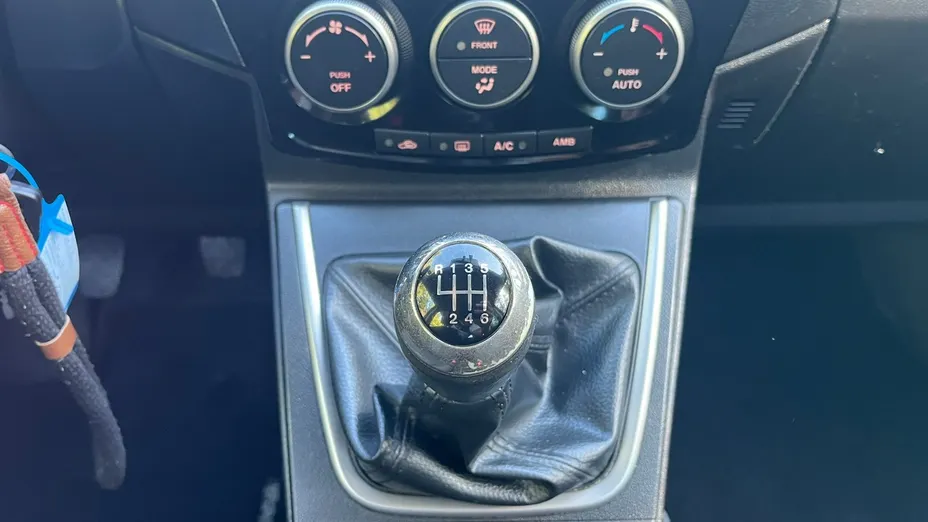 MAZDA 5 -