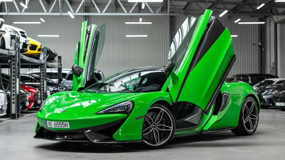 McLaren 570S Coupe -