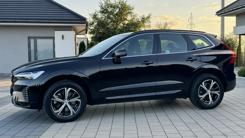 VOLVO XC60 -