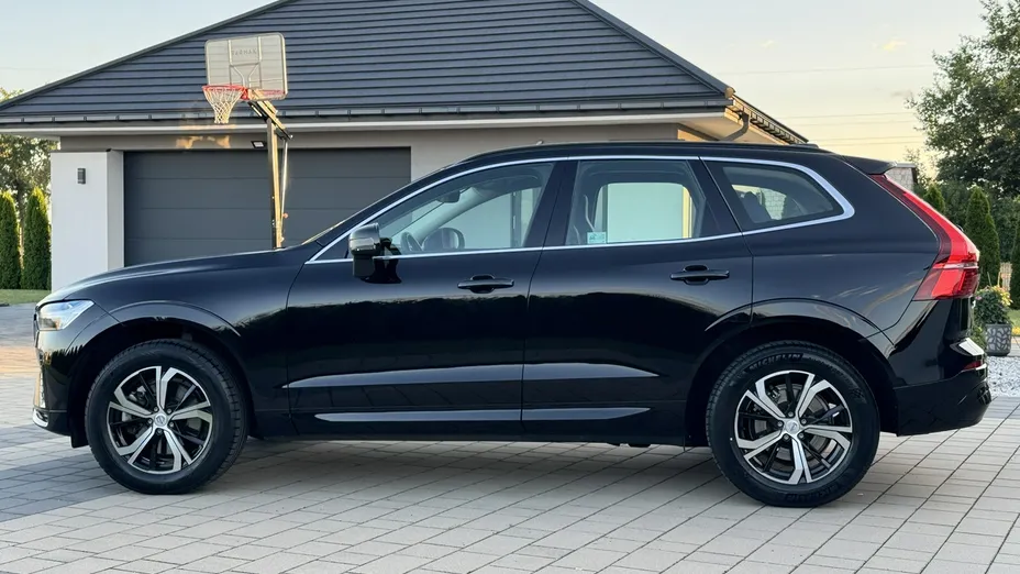 VOLVO XC60 -