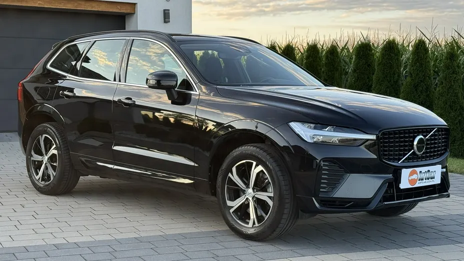 VOLVO XC60 -