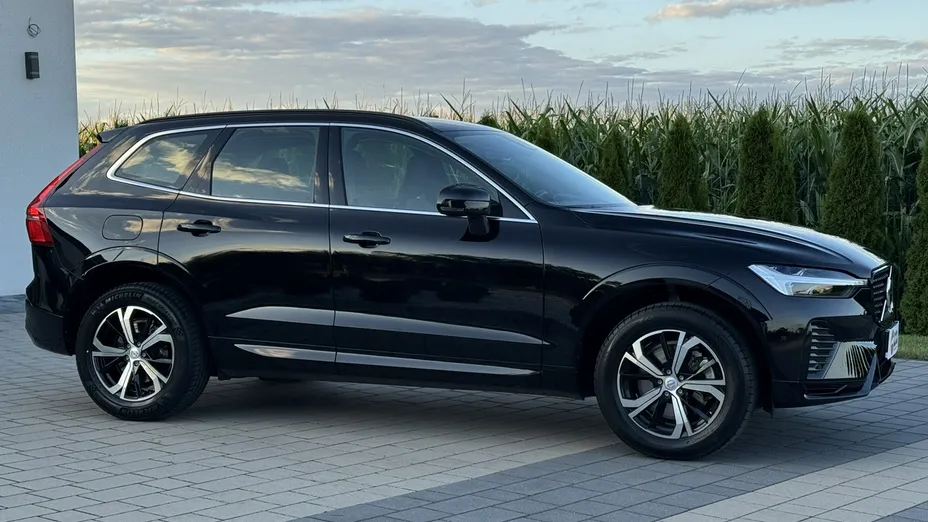 VOLVO XC60 -