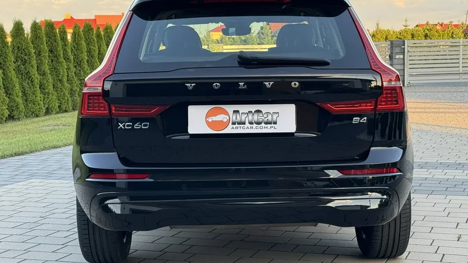 VOLVO XC60 -