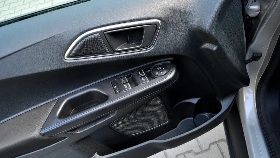 FORD B-MAX -