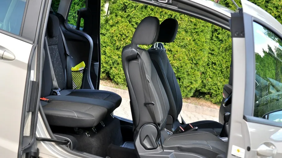 FORD B-MAX -