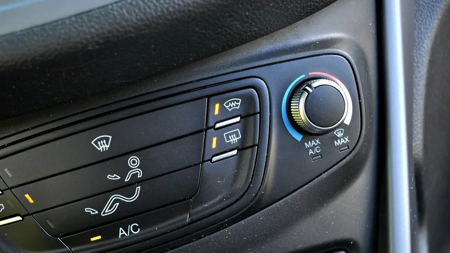 FORD B-MAX -