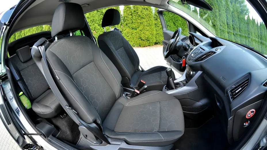 FORD B-MAX -