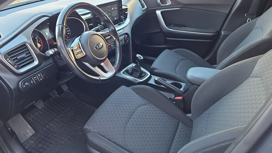 KIA XCeed -