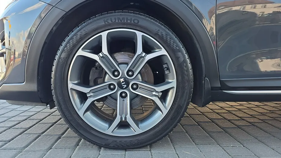KIA XCeed -