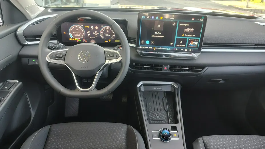 VOLKSWAGEN T-ROC -