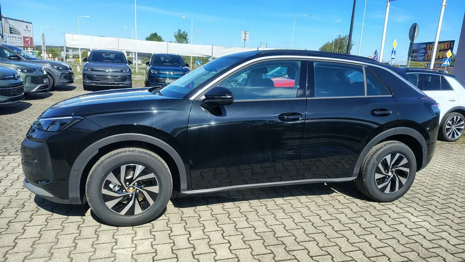 VOLKSWAGEN T-ROC -