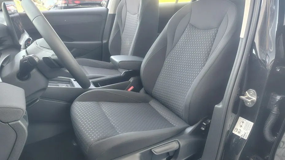 VOLKSWAGEN T-ROC -