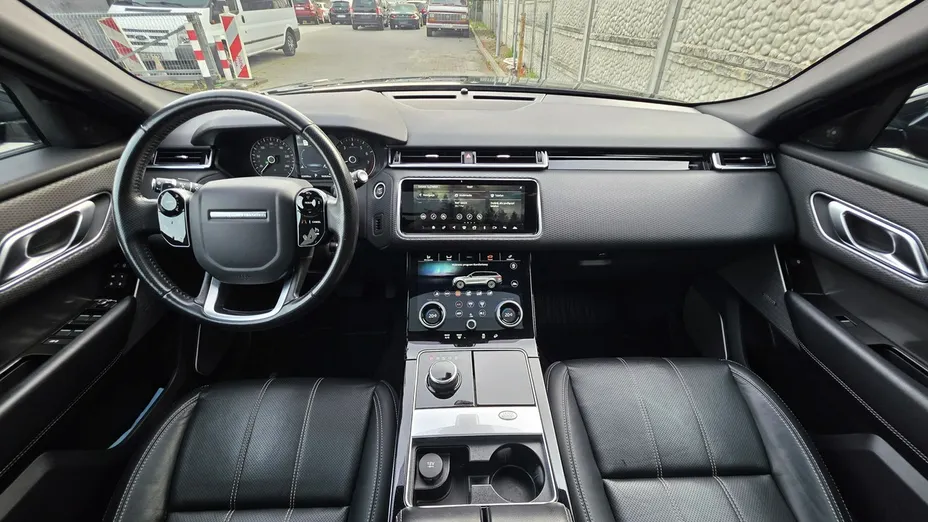 LAND ROVER Range Rover Velar -