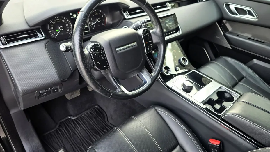 LAND ROVER Range Rover Velar -