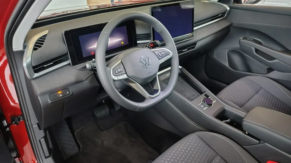 VOLKSWAGEN T-ROC -