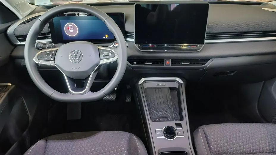 VOLKSWAGEN T-ROC -