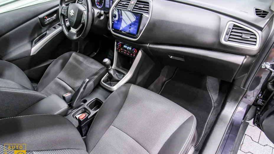 SUZUKI S-Cross -