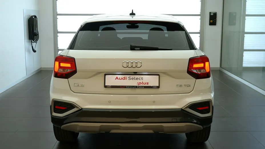 AUDI Q2 -