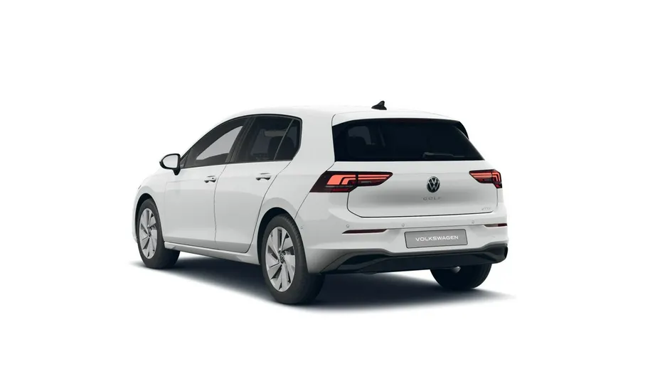 VOLKSWAGEN Golf -